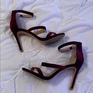 Steve Madden two strap velvet heels